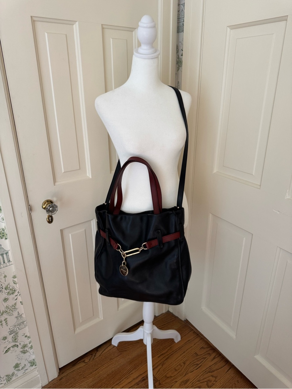 Sonja Rykel Black and Burgundy Shoulder Tote with Gold Chain Accent